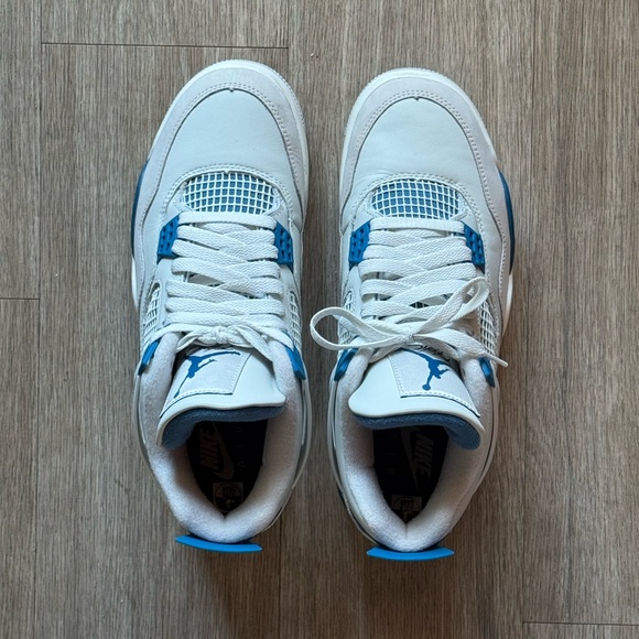 Jordan 4 Military Blue - size 8 - Picture 3 of 7